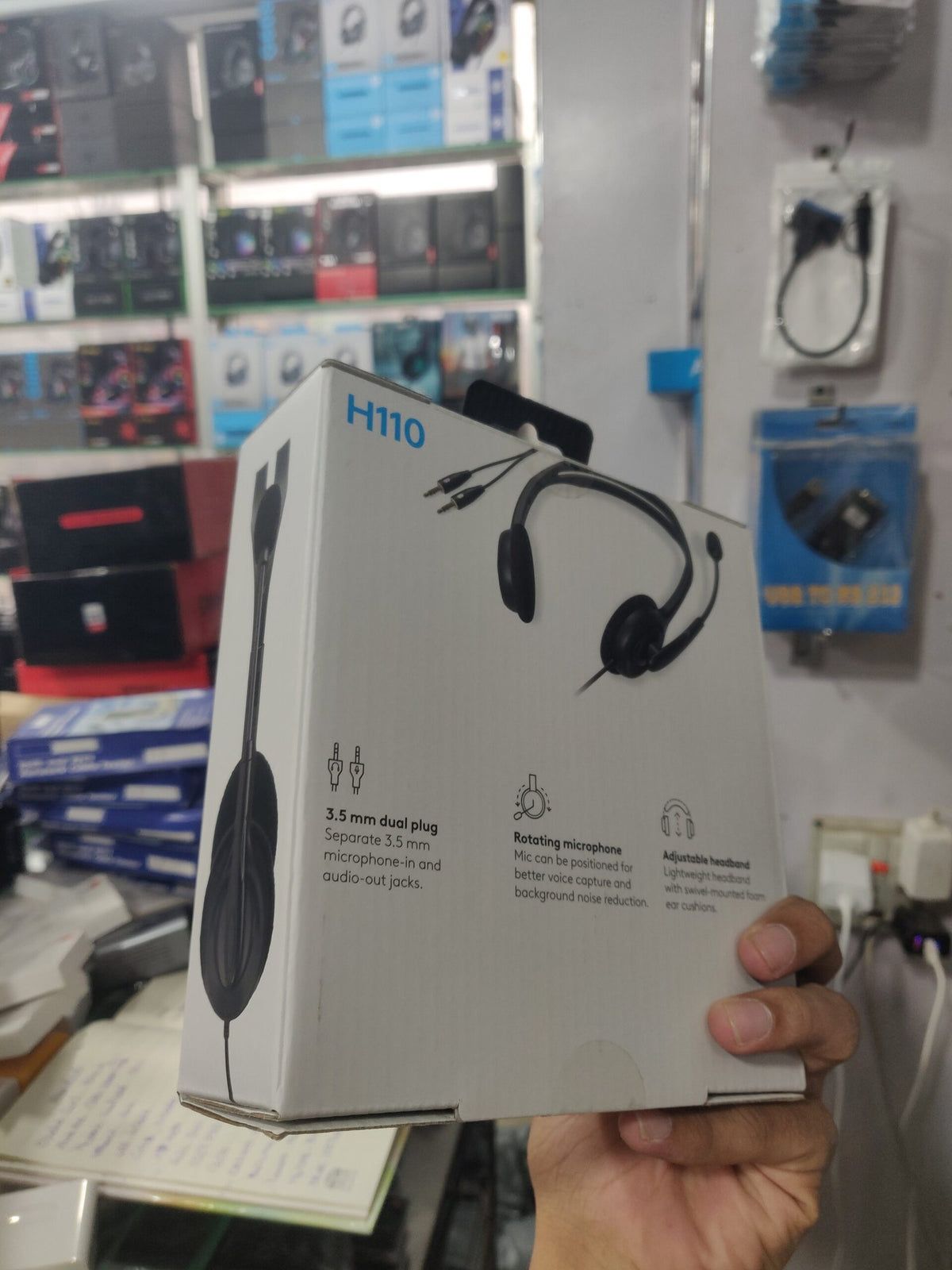 Logitech H110 Stereo Headset – Wired On-Ear Computer Headphones with 180° Rotating Noise-Canceling Boom Mic & Dual 3.5mm Plugs