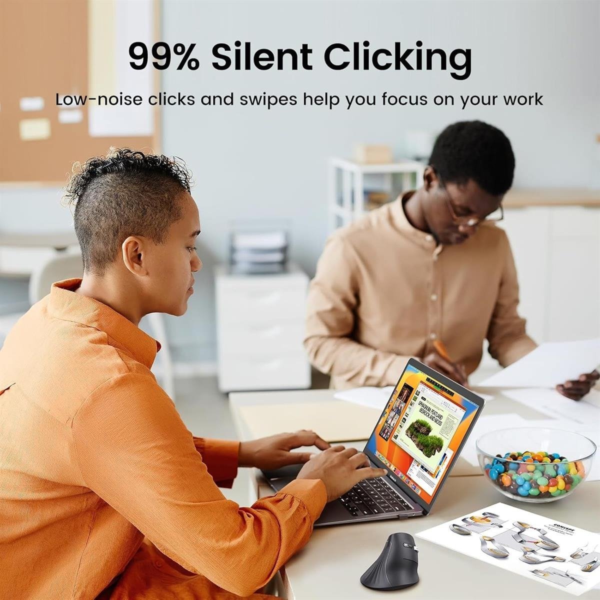 UGREEN Multi-mode Vertical Mouse Dual-Mode (Bluetooth 5.4 / 2.4GHz) Ergonomic Silent Wireless Mouse with 4000 DPI