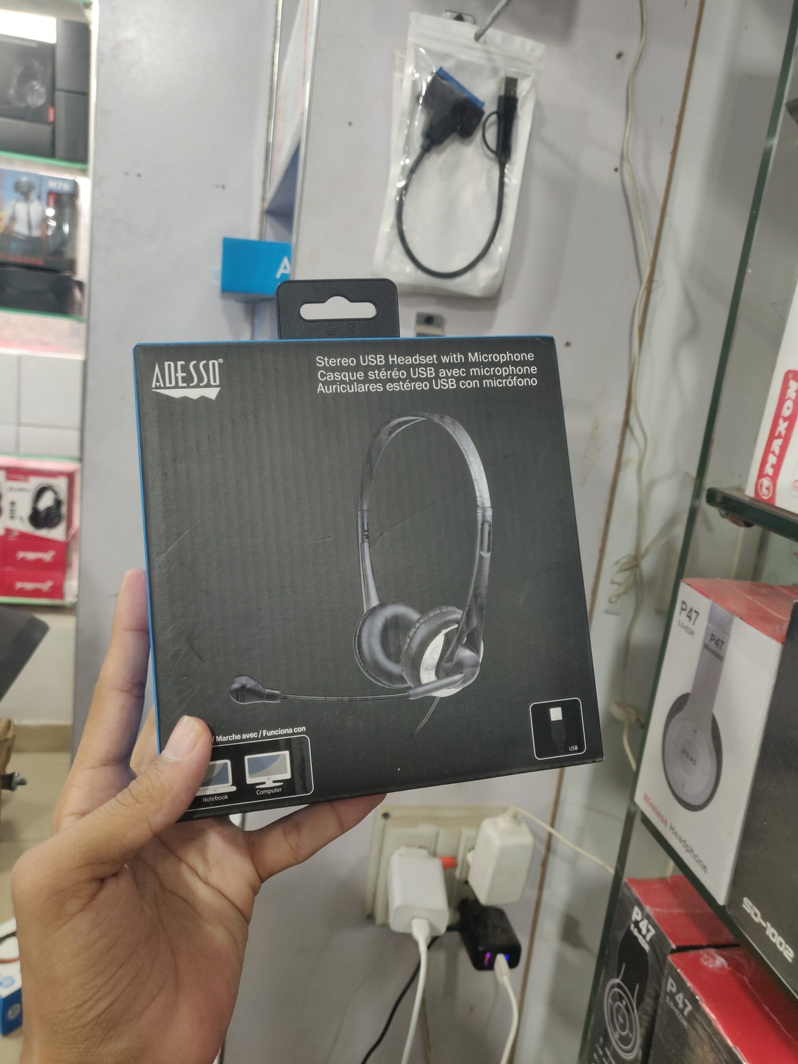 Adesso XTREAM P2 Stereo USB Headphone – Binaural Over-The-Head Headset with 270° Noise-Canceling Microphone & Built-In Sound Chip - Image 2