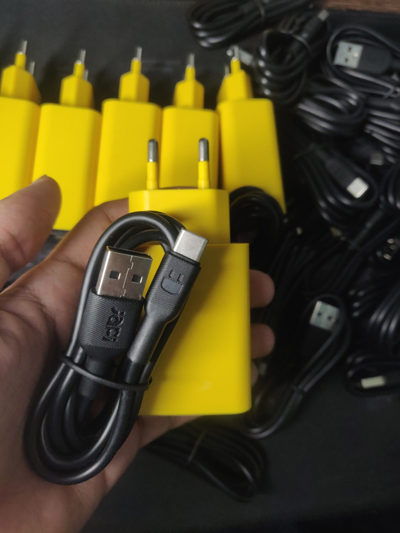 ๐ฅ LAAT STOCK | 165W Fast Charger + 120W USB to Type-C Cable | Original Vietnam Brand | Ultra Fast Charging - Image 3